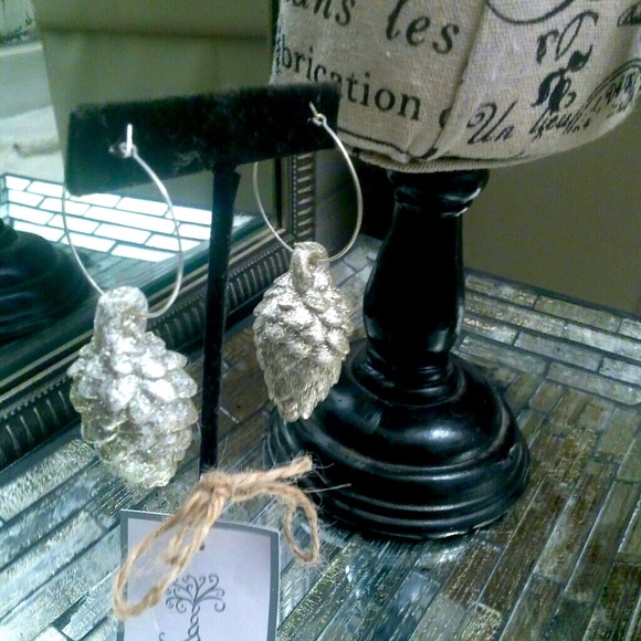 Sterling Silver Hoops w Frosted Pinecone Earrings - Picture 6 of 7